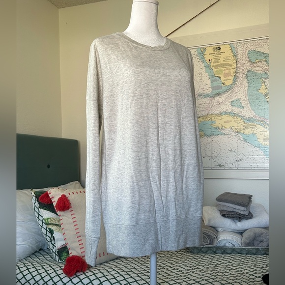 Athleta Tops - ATHLETA SWEATSHIRT